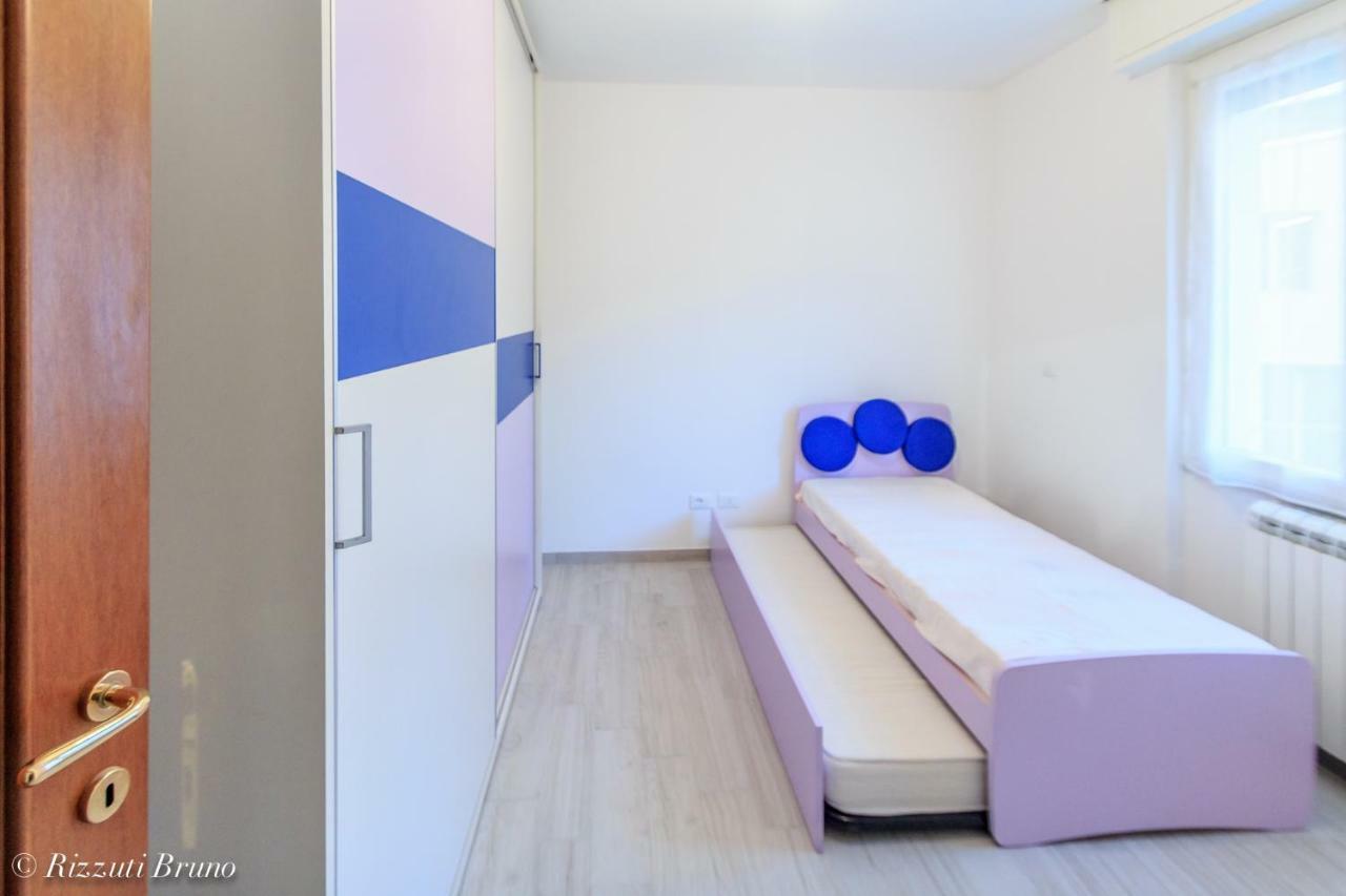 Appartamento Ristrutturato A Nuovo !!! Varazze Exterior foto